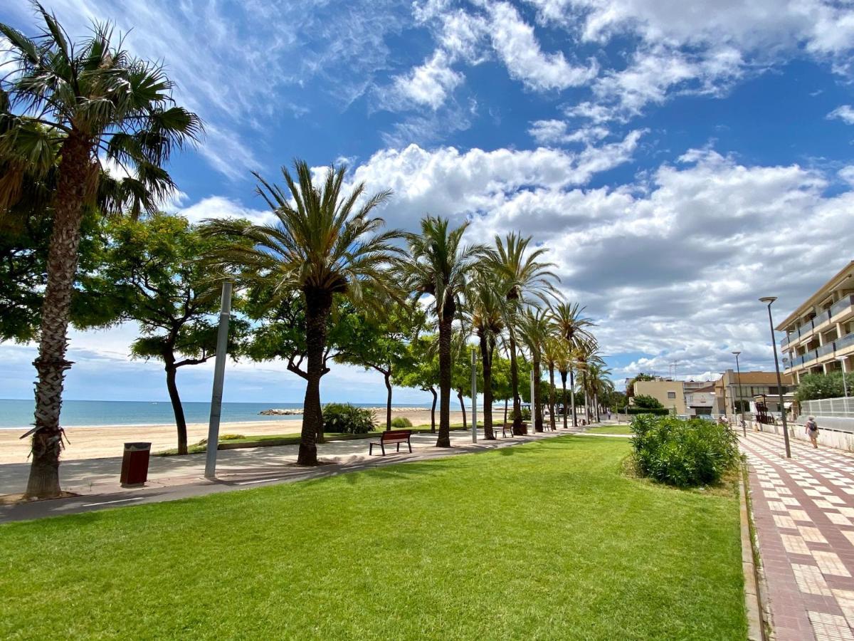 Casa Comoda Delante De La Playa Con Vista Al Mar 캠브릴스 외부 사진