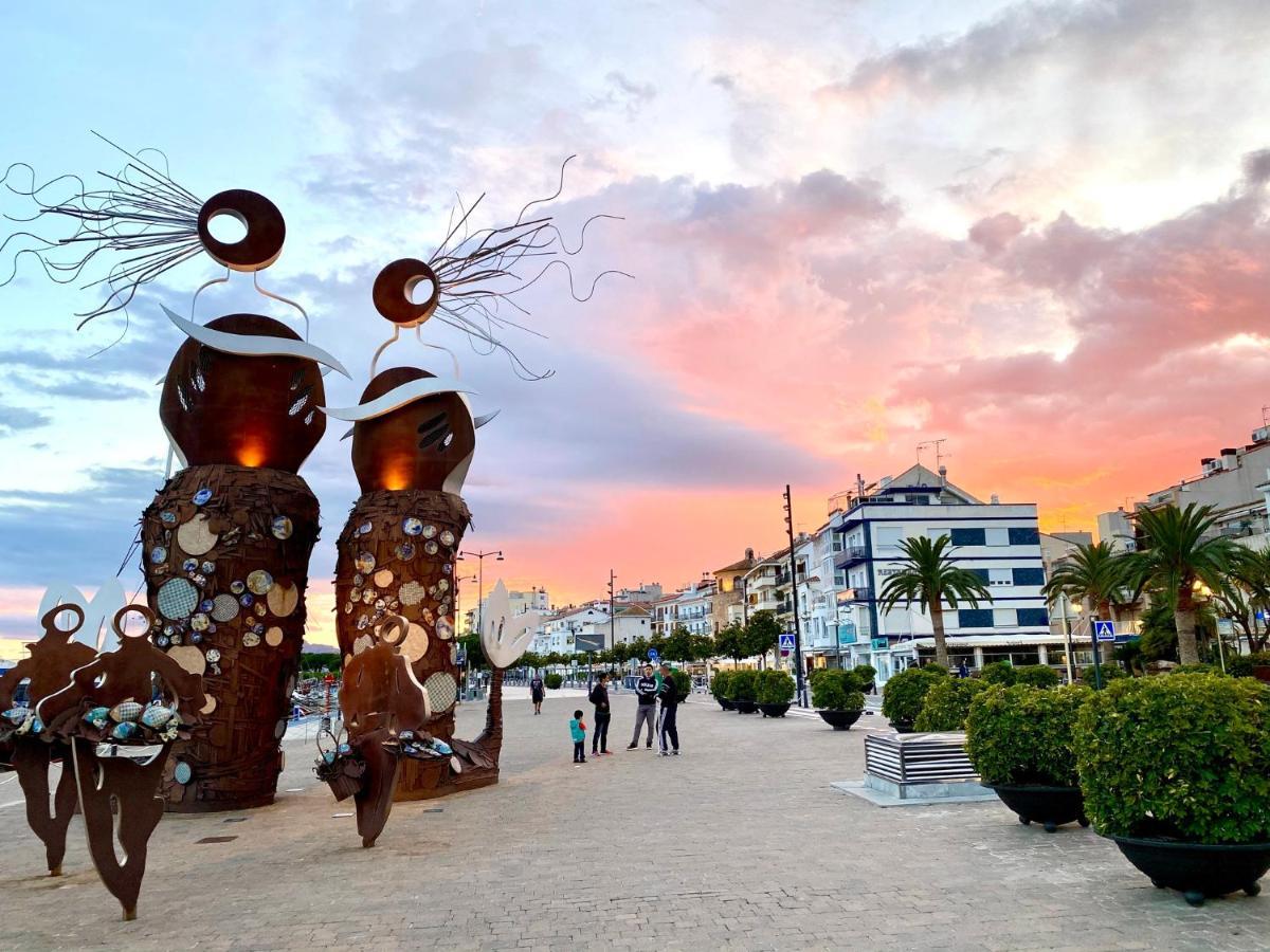 Casa Comoda Delante De La Playa Con Vista Al Mar 캠브릴스 외부 사진